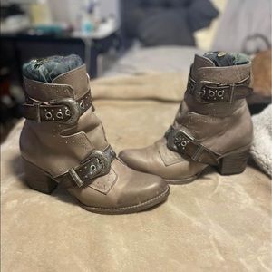 Freebird | Selina !Rare Find!